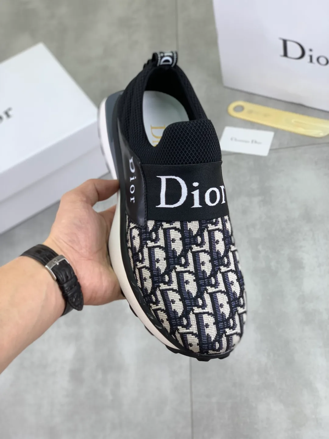 Men's Men's Shoes💰P440💰[New Style]🆘[Dior] 2025 Dior Original Lace-up Low-top Men's Shoes Classic casual shoes 🔥This model is the official classic model, with high quality and made by famous original designers. It is made of high-quality cowhide with original materials➕Comfortable and breathable mesh lining➕Pigskin insole. The perfect last shape and generous and fashionable design have attracted many consumers. Suitable for drivers to drive🚗. What you want is the highest quality in the market. Color: 3️⃣Color code number: 38--44 (45 customized)